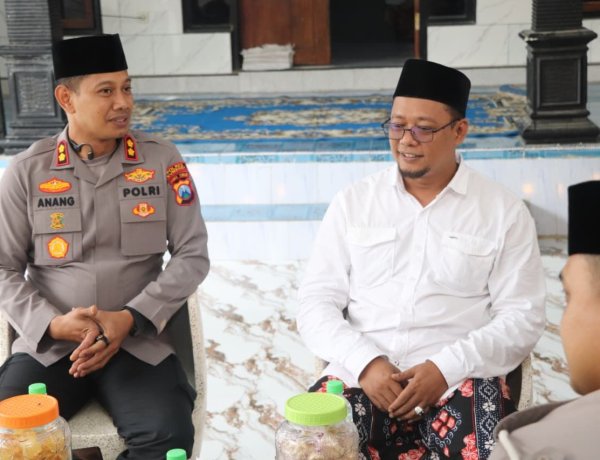 Perkuat Sinergi Ulama dan Polri, Kapolres Sumenep Jalin Silaturrahmi dengan Ketua PCNU
